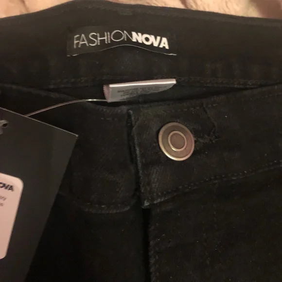 Jeans - Picture 2 of 10